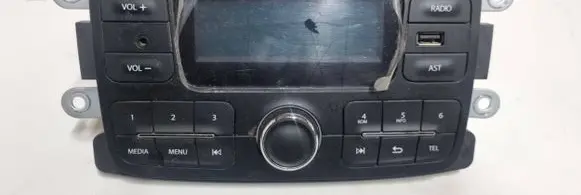 Dacia Lodgy Radio/CD/DVD/GPS head unit 281155216R AGC0060RF AGC0060RFA