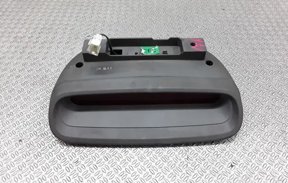 Hyundai Santa Fe Third/center stoplight