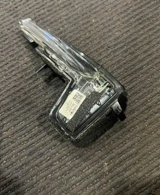 Volvo XC90 Mirror indicator light 31352849