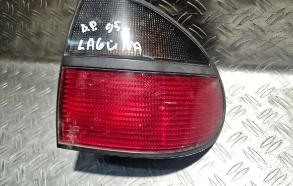Renault Laguna I Rear/tail lights 7700820051