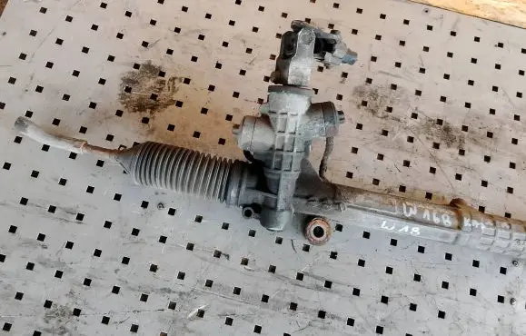 Mercedes-Benz A W168 Steering rack A1684610601