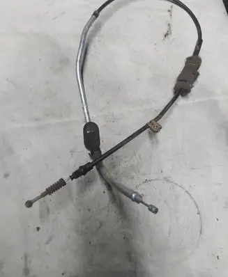 Volkswagen Touran I Handbrake/parking brake wiring cable 1T0711952B