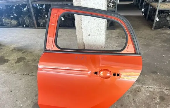 Smart ForFour II W453 Rear door