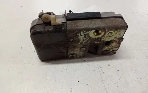 Citroen C5 Front door lock