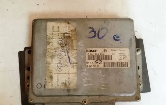 Peugeot 406 Engine control unit/module 9624518180 0261204066