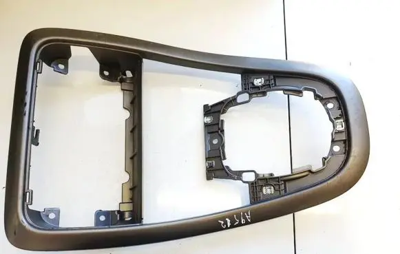 Dash center air vent grill
