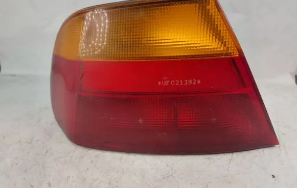 Mitsubishi Carisma Rear/tail lights MB952979 221196 021392