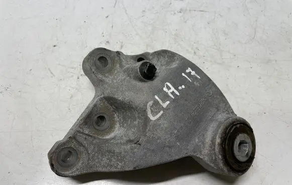 Mercedes-Benz CLA C117 X117 W117 Other engine bay part A2462401109
