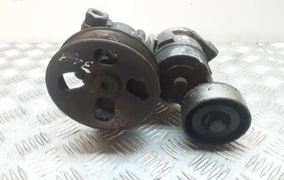 KIA Sorento Power steering pump