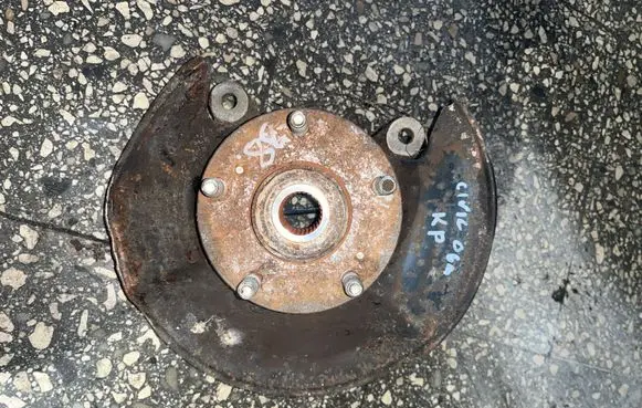 Honda Civic Front wheel hub