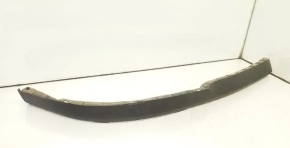 Front bumper lip