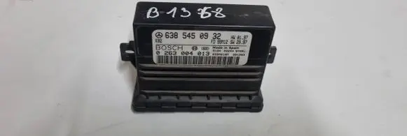 Mercedes-Benz Vito Viano W638 Parking PDC control unit/module 6385450932 0263004013 033M018M