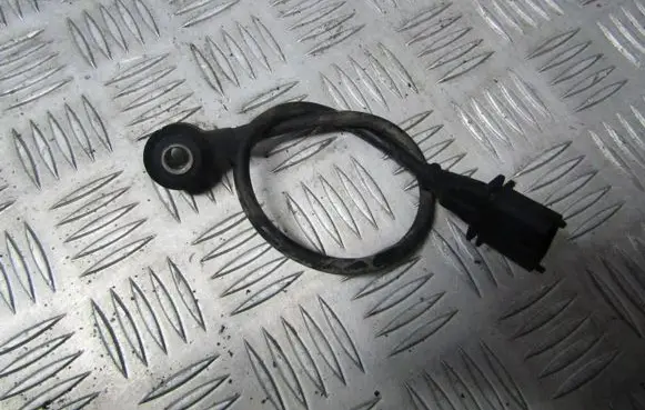 Opel Zafira A Detonation knock sensor 09158720