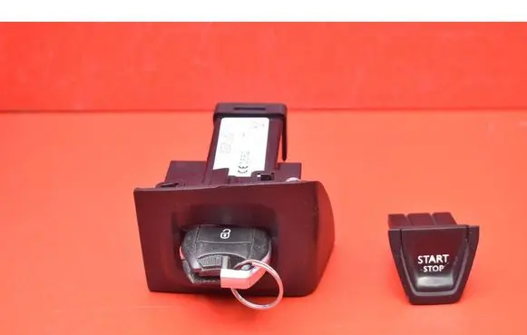 Citroen DS5 Ignition lock 9676427477-01