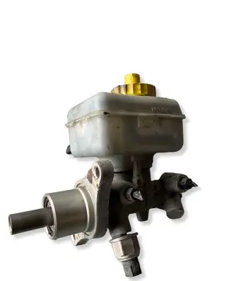 Volkswagen Golf IV Master brake cylinder 03350884591