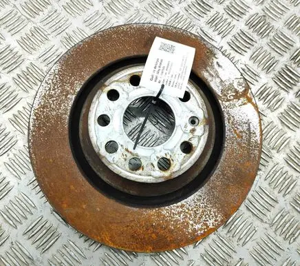 Volkswagen Golf VIII Rear brake disc 5Q0615601E