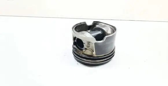 BMW 3 E90 E91 Piston 0840ZR
