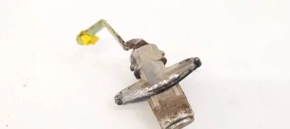 KIA Sportage Front door lock (next to the handle) 