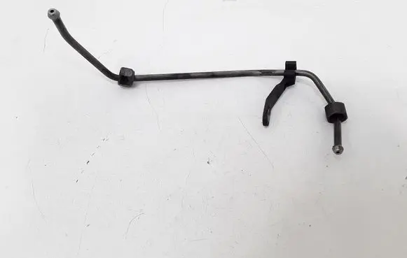 Volvo S40 Fuel line pipe