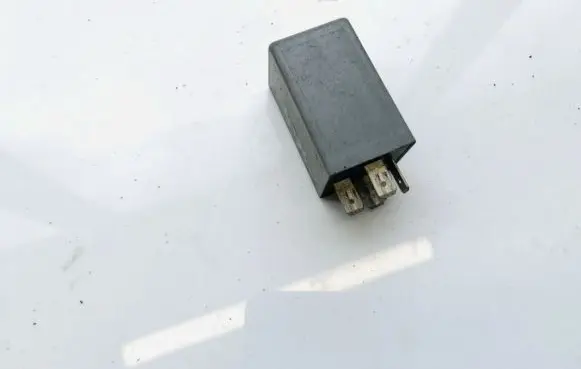 Ford Sierra Other relay 88AG18C641AA