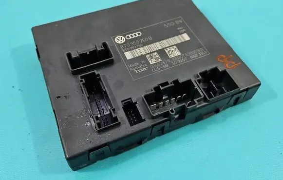 Audi A5 8T 8F Central body control module 8T0959760B IMPRK1536328