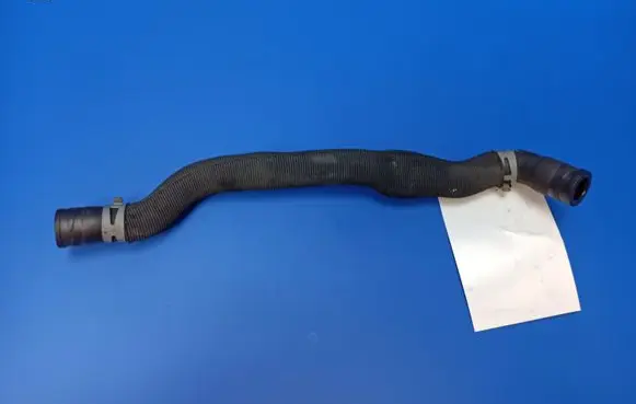 Mercedes-Benz B W245 Engine coolant pipe/hose A6400101082