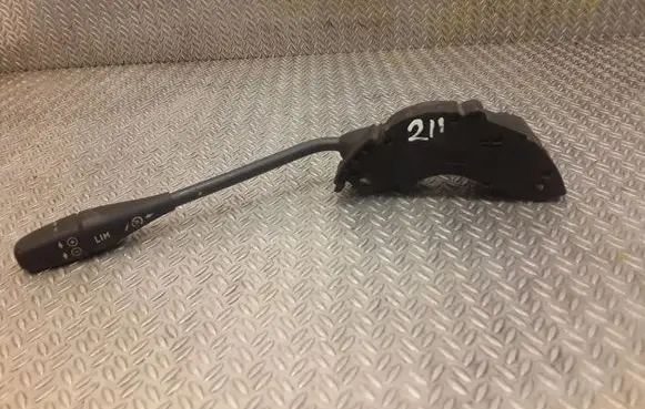 Mercedes-Benz E W211 Cruise control switch A0085452524 0085452524