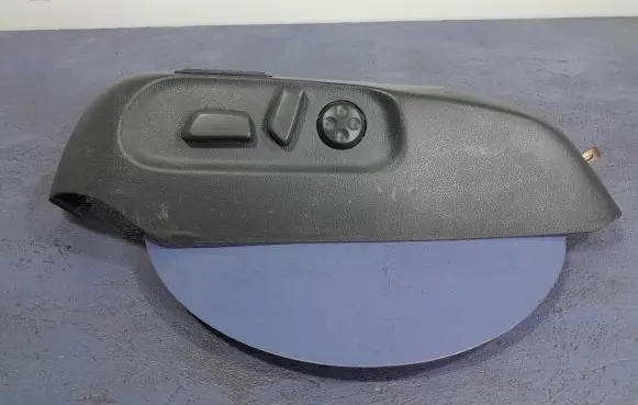 Volkswagen PASSAT B6 Seat heating switch 1Z0959747
