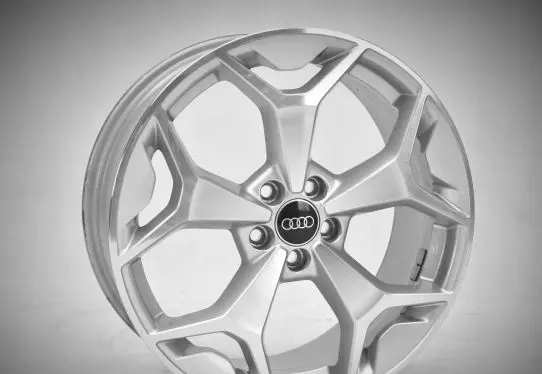 Audi A1 R18 alloy rim 82A601025L