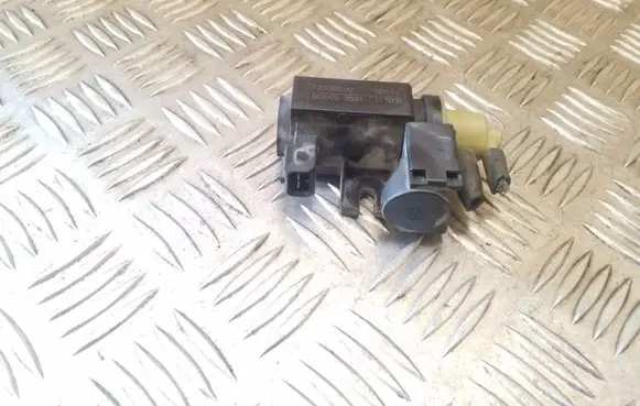 Opel Zafira B Turbo solenoid valve 70308500 8981056561