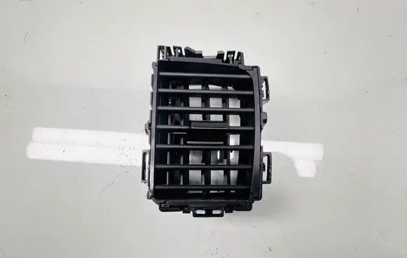 Toyota Proace Dash center air vent grill 9812272077 9808363977
