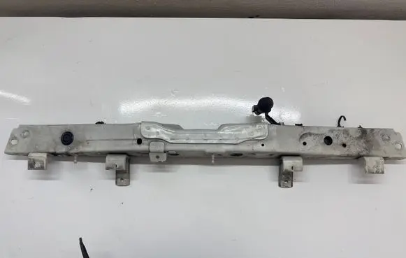 Nissan Qashqai Top upper radiator support slam panel