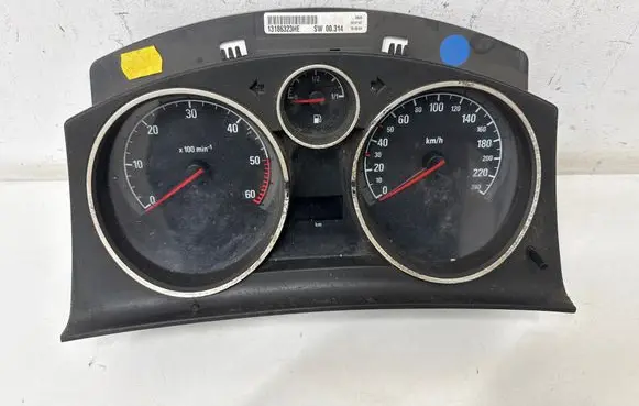 Opel Astra H Speedometer (instrument cluster) 13186323HE