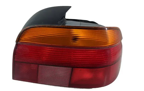 BMW 5 E39 Rear/tail lights 8358032 2VP00724002