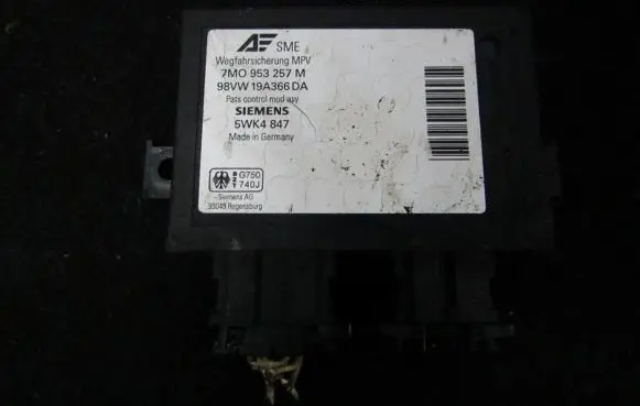 Volkswagen Sharan Immobilizer control unit/module 98vw19a366da 7M0953257M