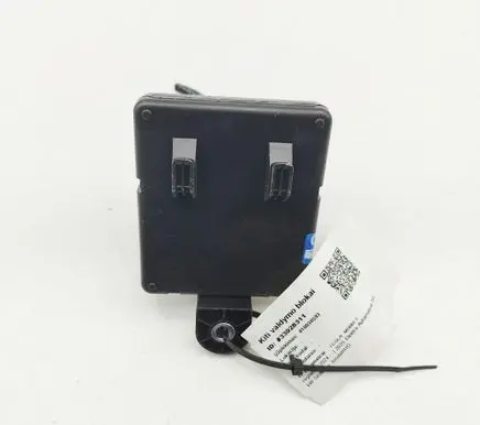Tesla Model 3 Current control relay 153726420E