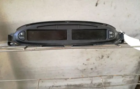 Citroen Xsara Picasso Speedometer (instrument cluster) 9646885580