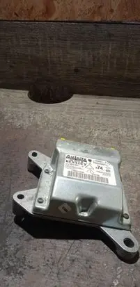 Renault Trafic II (X83) Airbag control unit/module 8200412021