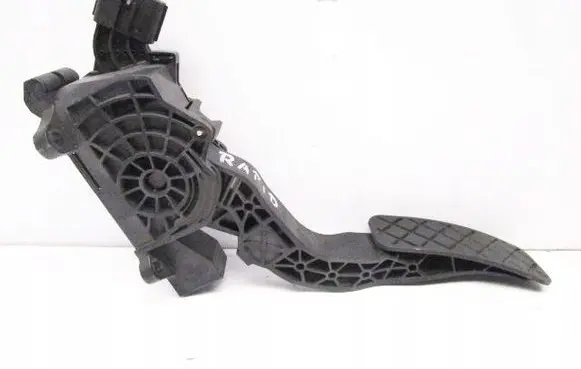 Skoda Rapid (NH) Accelerator throttle pedal 
