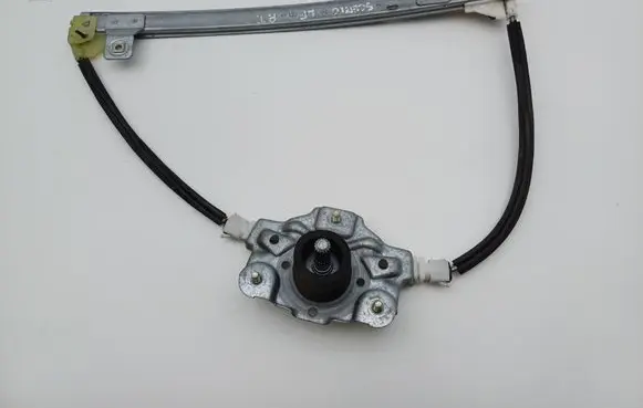 Renault Scenic I Rear door manual window regulator 114132