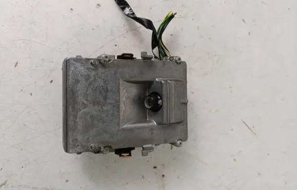 Opel Insignia A Windshield/windscreen camera 13330410