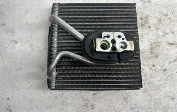 Volkswagen Touran I Air conditioning (A/C) radiator (interior) 