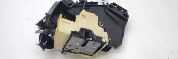 Volvo S90, V90 Rear door lock 32131410