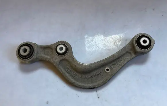 Audi Q7 4M Rear control arm 4M0505361G