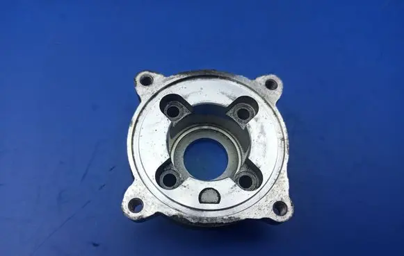 BMW 6 E63 E64 Other cylinder head part 7514509