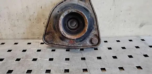 KIA Sportage Coil spring mount 