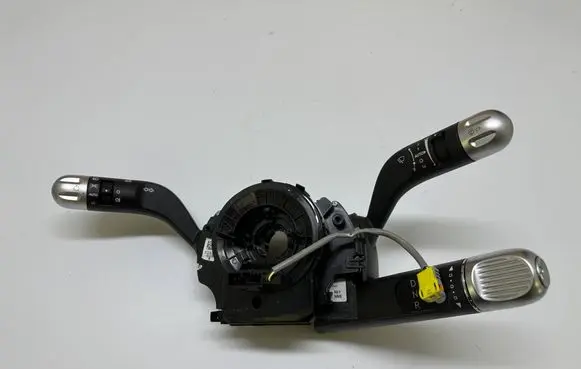 Hyundai Ioniq 5 Wiper turn signal indicator stalk/switch 934B5GI870