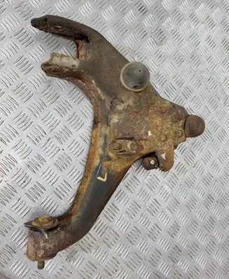 Hyundai Terracan Front lower control arm/wishbone