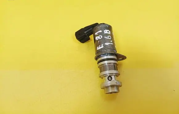 BMW 1 E81 E87 Camshaft vanos timing valve 