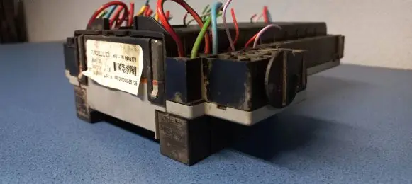 Volvo V70 Fuse box set 8645170